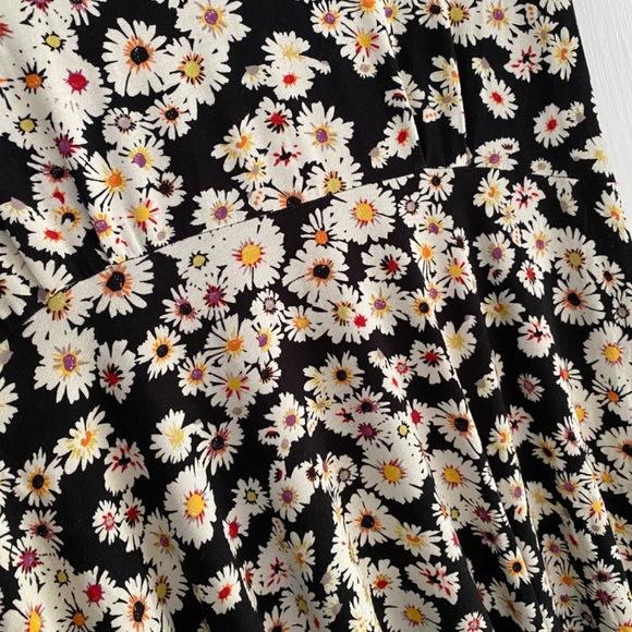 Salaam “Annie” Daisy print - Picture 4 of 6